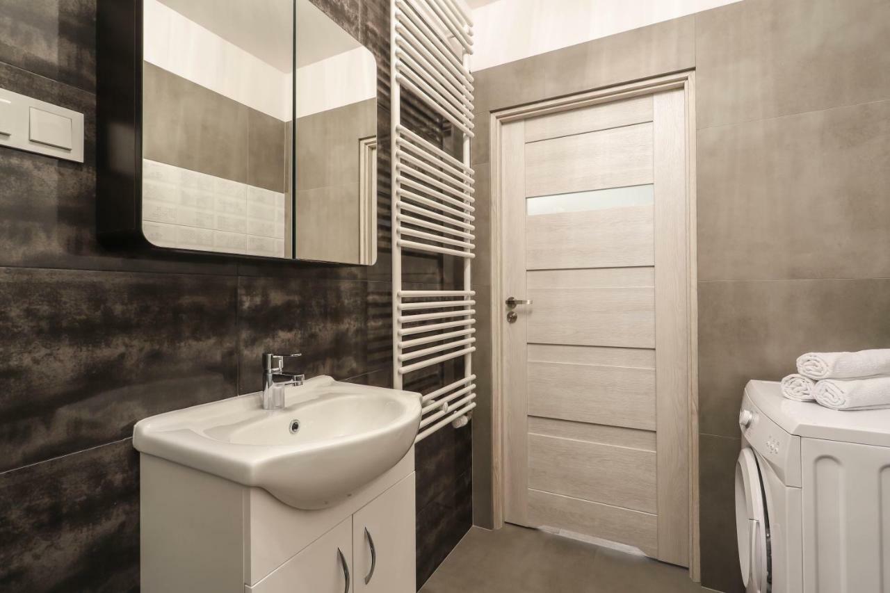 Darna Apartamenty Avena 4 Познань Экстерьер фото